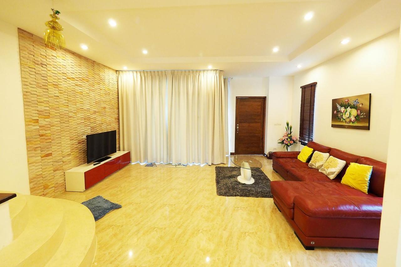 Ap West By Lofty Vila Kamala Beach Exterior foto